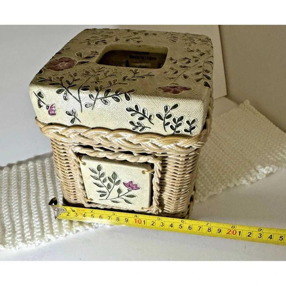 Woven Wicker Rattan  Tissue Box Cover Floral Bathroom Bohemian Vintage